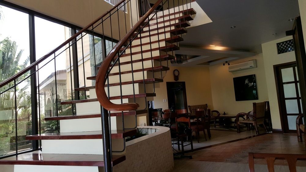 Mactan Breeze - Airport Bed And Breakfast Lapu-Lapu City Exterior foto